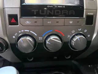 Toyota Tundra 2015