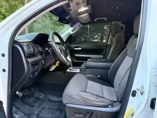 Toyota Tundra 2015