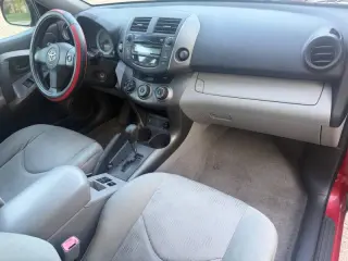 Toyota RAV4 2009