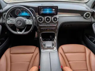 Mercedes-Benz GLC 2022 SUV GLC 300 de 4 puertas