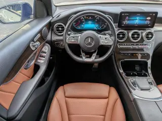 Mercedes-Benz GLC 2022 SUV GLC 300 de 4 puertas