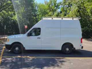 2017 Nissan NV