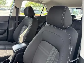 Hyundai VENUE 2024 SEL Crossover de 4 puertas