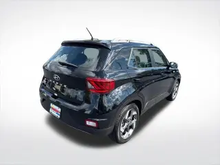 Hyundai VENUE 2024 SEL Crossover de 4 puertas