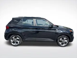 Hyundai VENUE 2024 SEL Crossover de 4 puertas