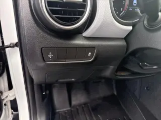 Hyundai KONA 2018 SE 4 puertas Crossover