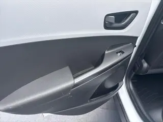 Hyundai KONA 2018 SE 4 puertas Crossover