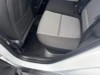 Hyundai KONA 2018 SE 4 puertas Crossover