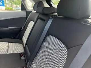 Hyundai KONA 2018 SE 4 puertas Crossover
