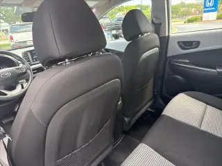 Hyundai KONA 2018 SE 4 puertas Crossover