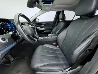 Mercedes-Benz Clase E 2024 AWD E 350 4MATIC Sedán de 4 puertas