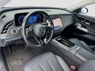 Mercedes-Benz Clase E 2024 AWD E 350 4MATIC Sedán de 4 puertas