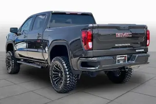 GMC Sierra 1500 2021 4x2 Elevation 4 puertas Crew Cab Caja Corta de 5.8 pies