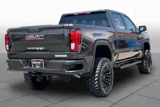 GMC Sierra 1500 2021 4x2 Elevation 4 puertas Crew Cab Caja Corta de 5.8 pies