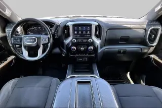 GMC Sierra 1500 2021 4x2 Elevation 4 puertas Crew Cab Caja Corta de 5.8 pies