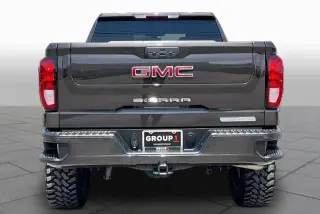 GMC Sierra 1500 2021 4x2 Elevation 4 puertas Crew Cab Caja Corta de 5.8 pies