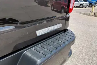 GMC Sierra 1500 2021 4x2 Elevation 4 puertas Crew Cab Caja Corta de 5.8 pies