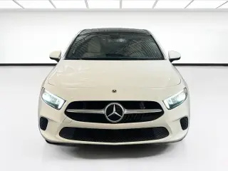 Mercedes-Benz Clase A 2022 Sedán de 4 puertas A 220