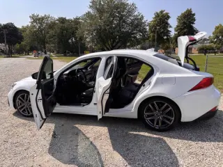 2018 Lexus IS 300