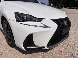 2018 Lexus IS 300