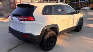 2017 Jeep Cherokee