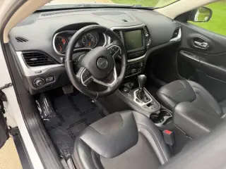Jeep Cherokee 2016