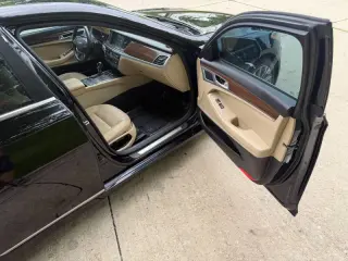2016 Hyundai Genesis