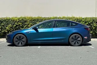 Tesla Model 3 2024 AWD Long Range 4dr Sedán