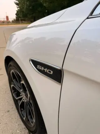 Ford Taurus 2016