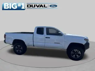 Toyota Tacoma 2018 4x2 SR 4dr con cabina de 6.1 pies de largo