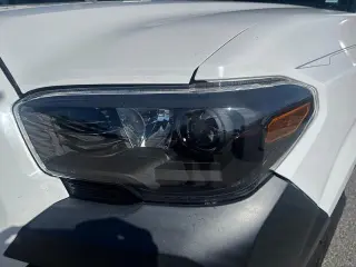 Toyota Tacoma 2018 4x2 SR 4dr con cabina de 6.1 pies de largo