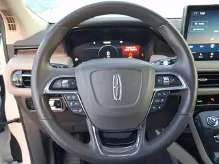 Lincoln Nautilus 2023 Reserve 4dr SUV