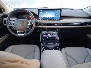 Lincoln Nautilus 2023 Reserve 4dr SUV