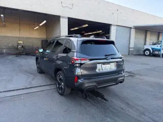 Subaru Forester 2025 AWD Limitado Híbrido 4dr Crossover