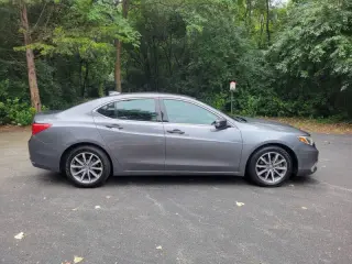 Acura TLX 2019