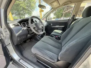 Nissan Versa 2011