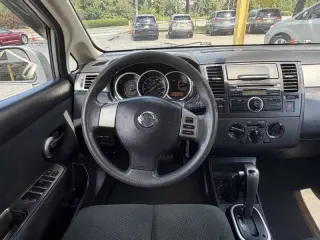 Nissan Versa 2011