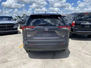 Toyota RAV4 2024 AWD XLE Premium 4dr SUV