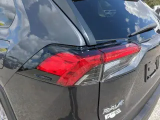 Toyota RAV4 2024 AWD XLE Premium 4dr SUV