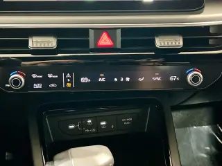 Kia K5 2025 GT 4dr Sedán