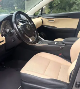 Lexus NX 300 2021