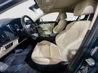 Kia Stinger 2023 AWD GT-Line 4dr Sedán