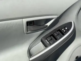 Toyota Prius 2012