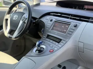 Toyota Prius 2012
