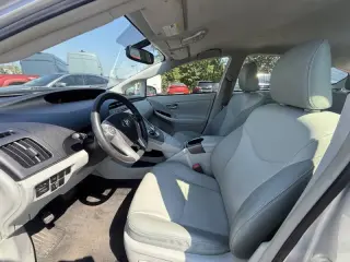 Toyota Prius 2012