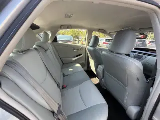 Toyota Prius 2012