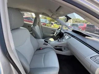 Toyota Prius 2012