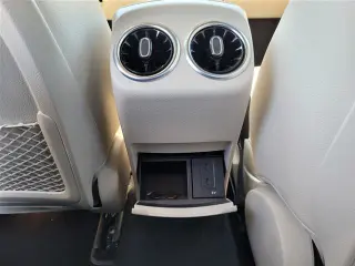 Mercedes-Benz Clase A 2020 A 220 4dr Sedán