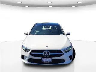 Mercedes-Benz Clase A 2020 A 220 4dr Sedán