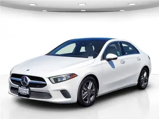 Mercedes-Benz Clase A 2020 A 220 4dr Sedán